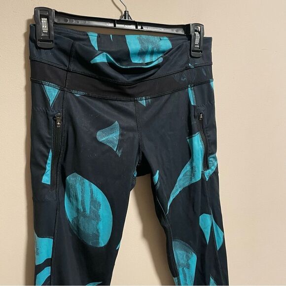 Lululemon Inspire Tight II *Full-On Luxtreme (Mesh)
Stroke Peacock Blue- Size 6 - Picture 3 of 7